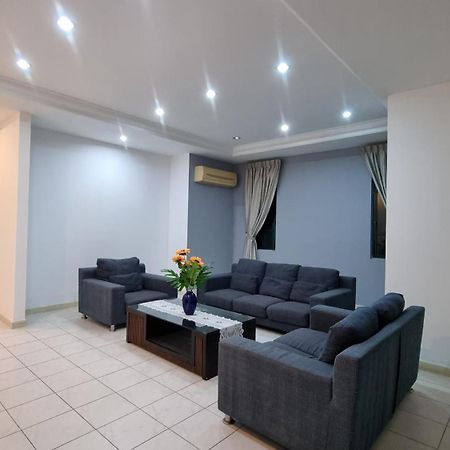 Kenyalang Emerald Riverine Resort Homestay Kuching Buitenkant foto